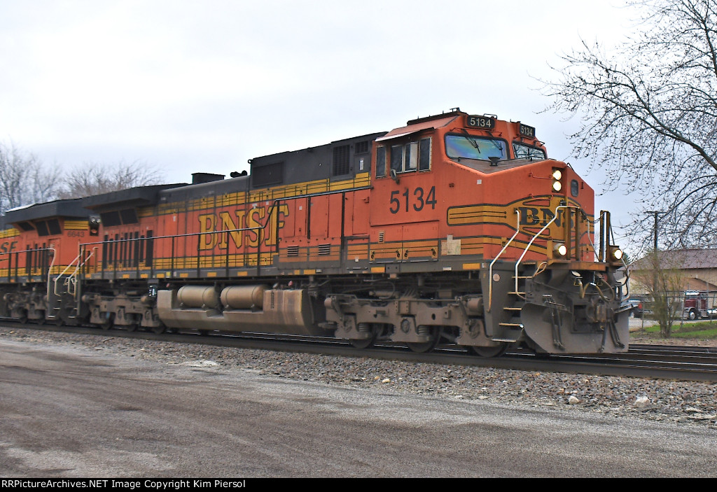 BNSF 5134